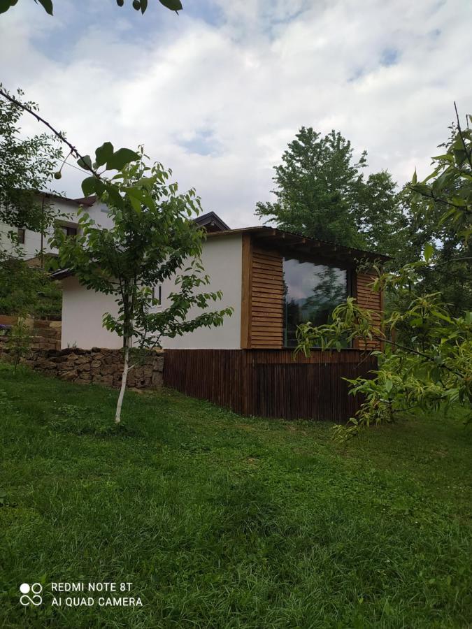 Lenilenii Bungalows Jajce Exterior foto