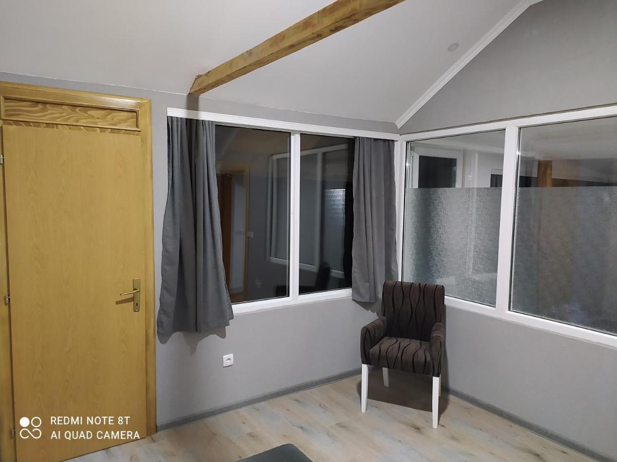 Lenilenii Bungalows Jajce Exterior foto